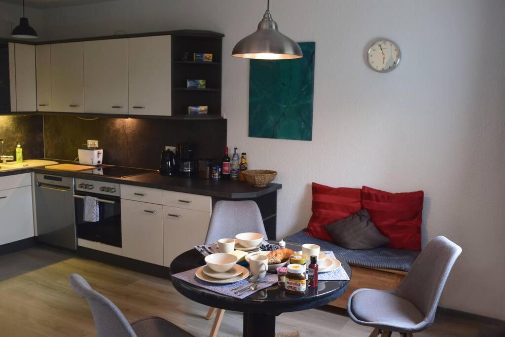 Md-5 Stadtfeld Beimsstrasse 81 - Appartement Domblick - Parkplatz - Balkon - 2Einzelbetten - Schlafsofa Magdeburg Dış mekan fotoğraf
